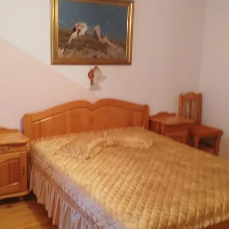 къща под наем Petrova Casa de hóspedes