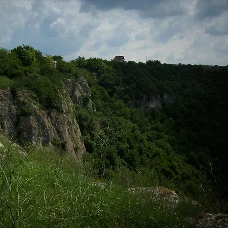 къща под наем Petrova Casa de hóspedes